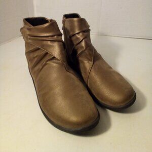Clarks Cloud Steppers Ankle Boots women 9.5 Side Zip Copper Brown